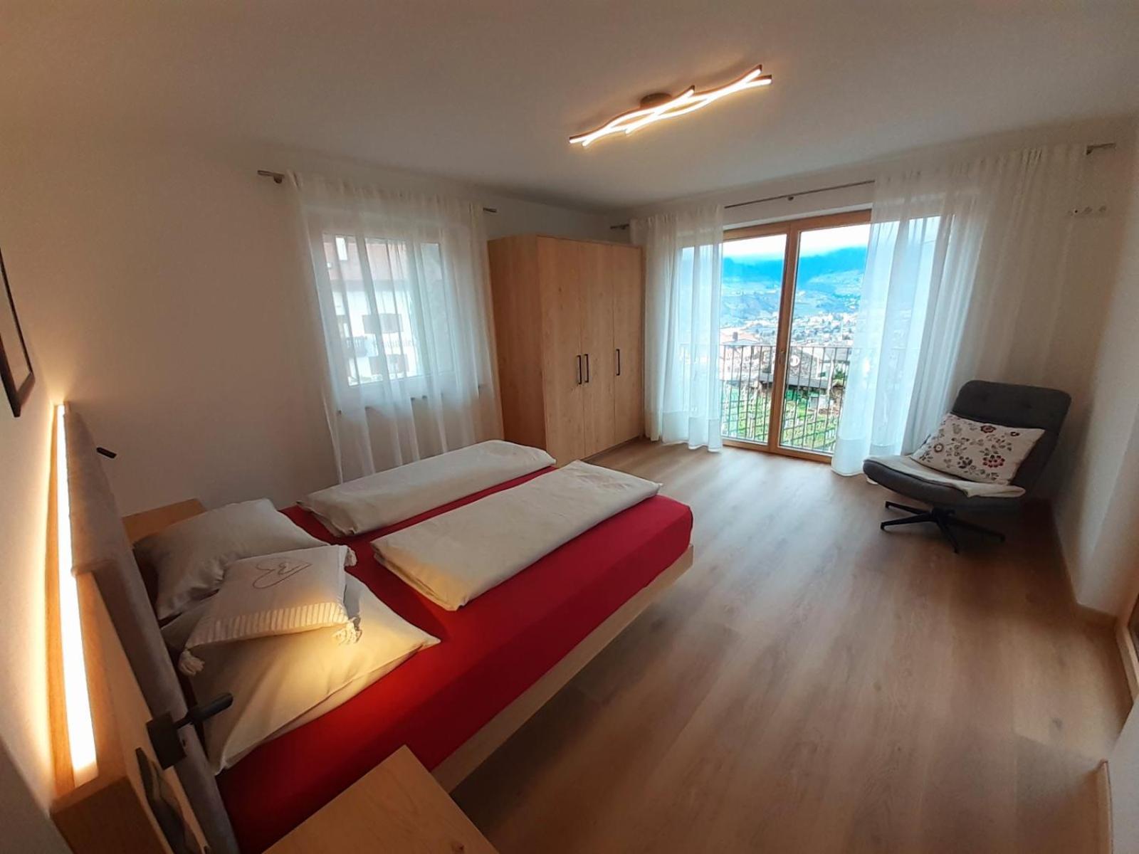 Froehlichhof Wohnung Apfelbluete Lagundo Exterior foto